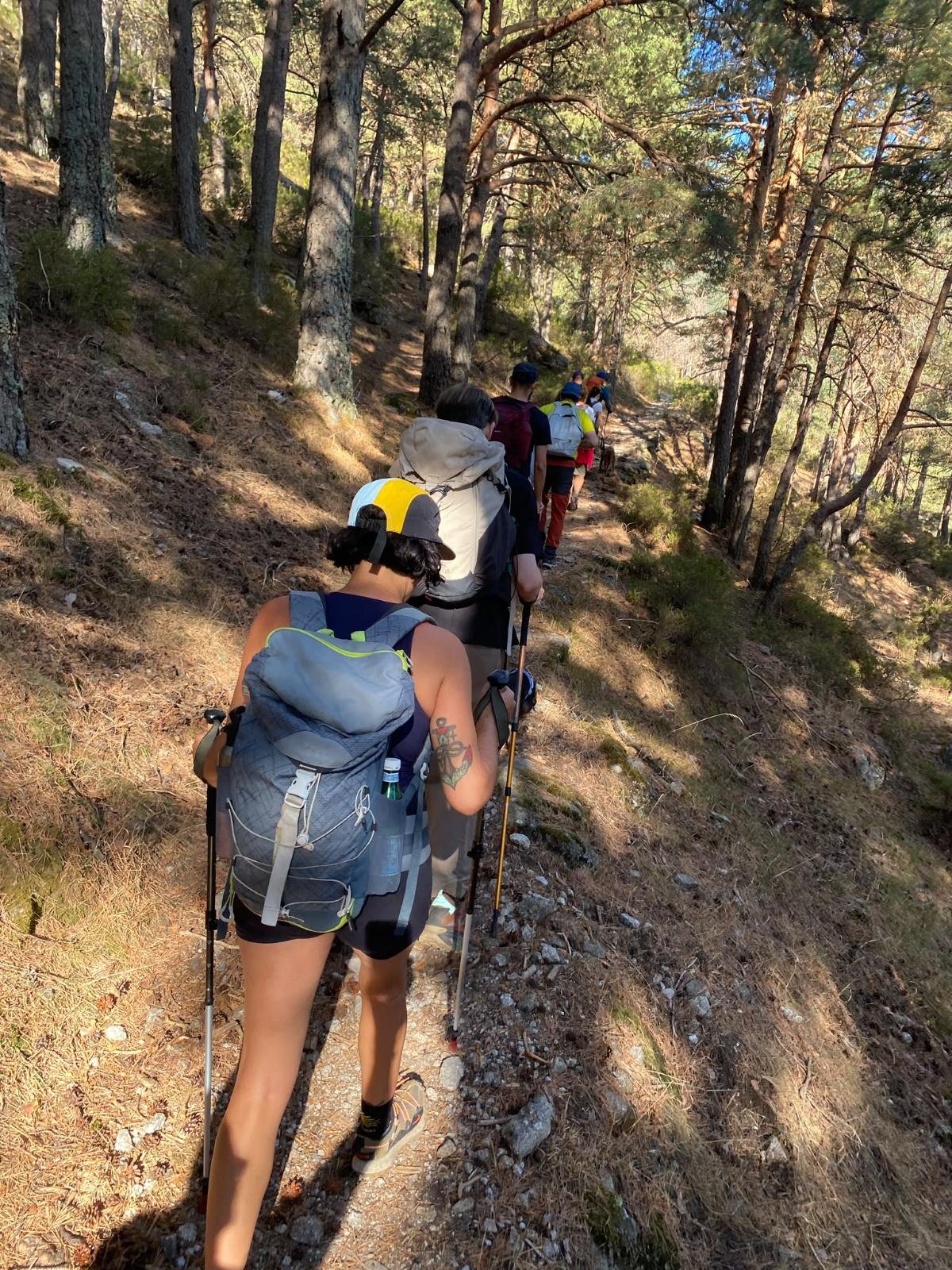 Qué llevar en la mochila a una ruta de un día por la Sierra de Guadarrama
